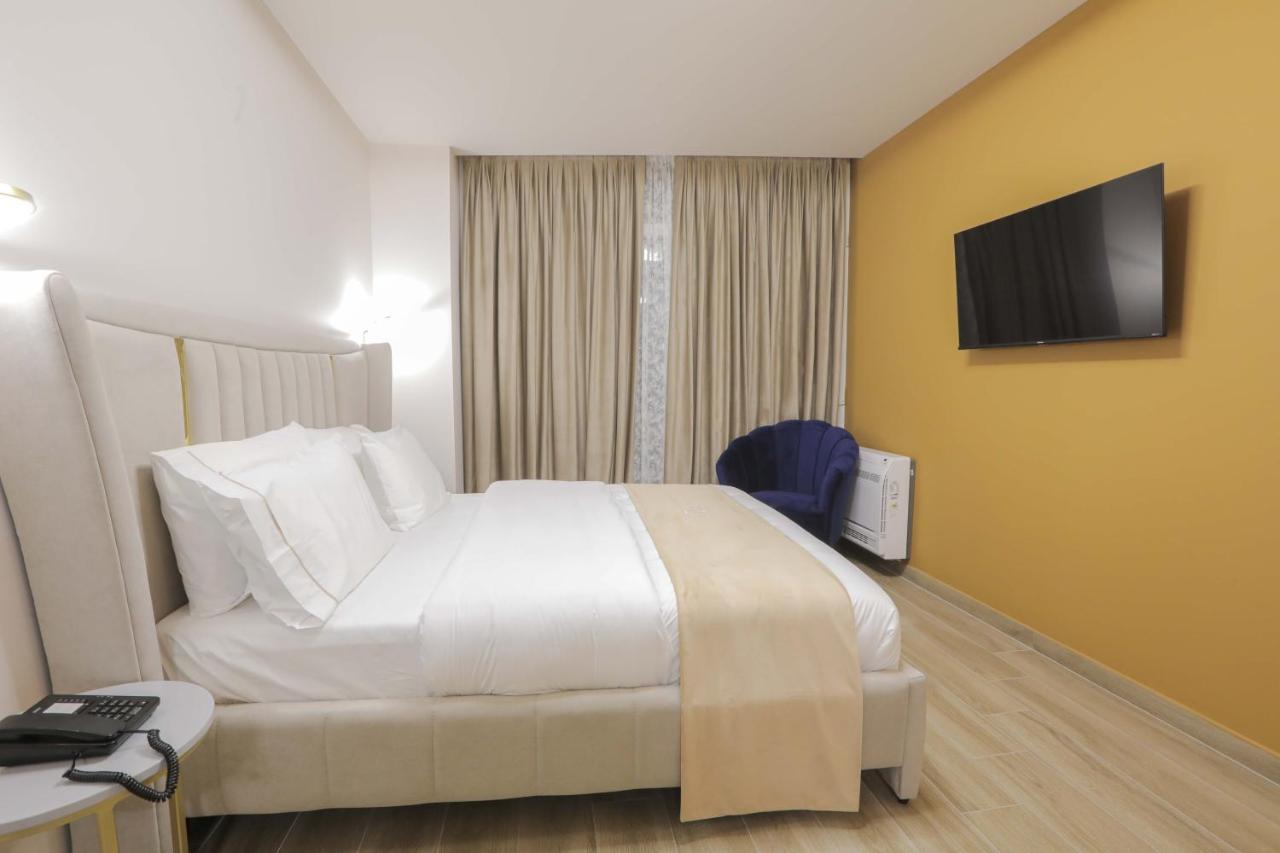 Olia Residence Tirana Buitenkant foto