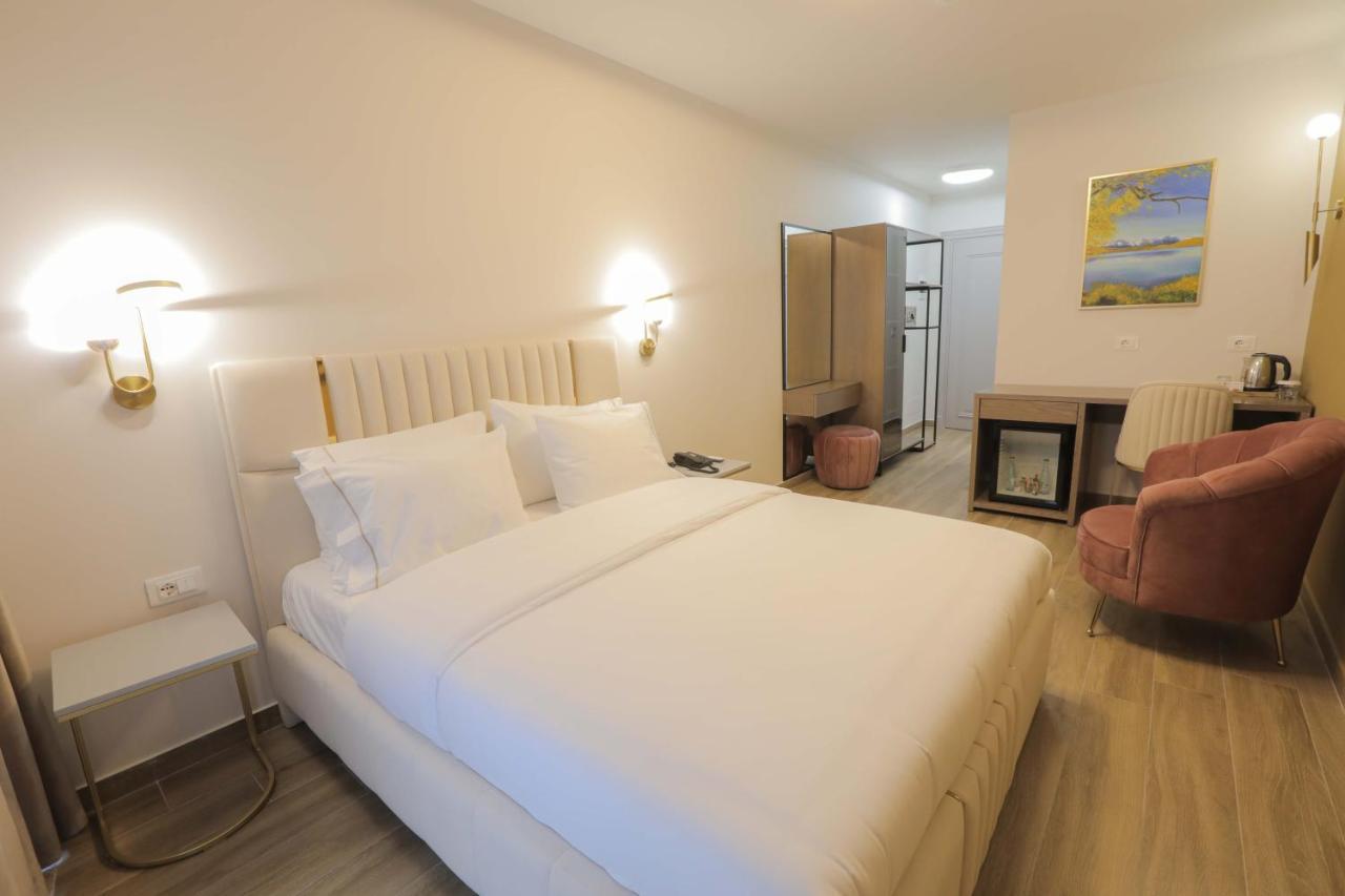 Olia Residence Tirana Buitenkant foto