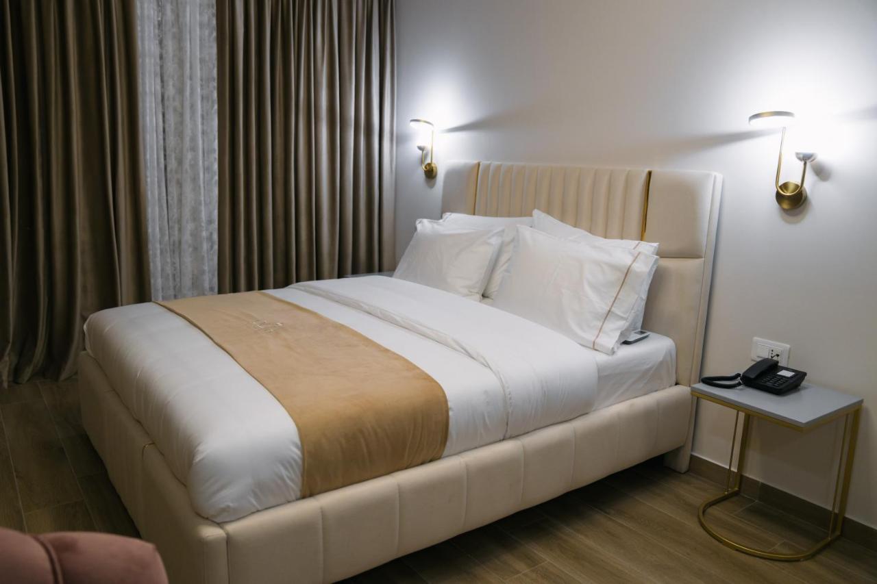 Olia Residence Tirana Buitenkant foto