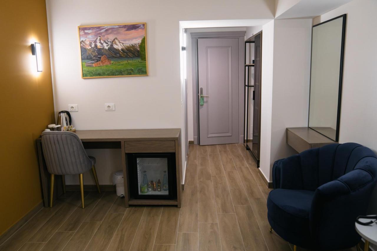 Olia Residence Tirana Buitenkant foto