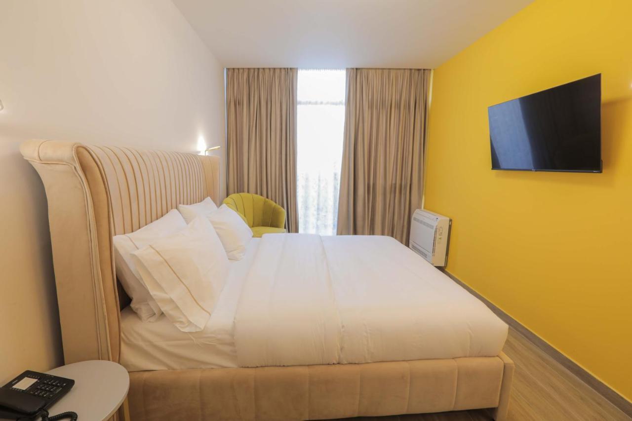 Olia Residence Tirana Buitenkant foto