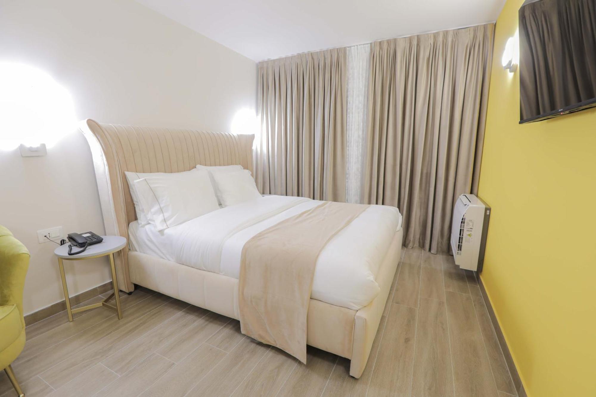 Olia Residence Tirana Buitenkant foto