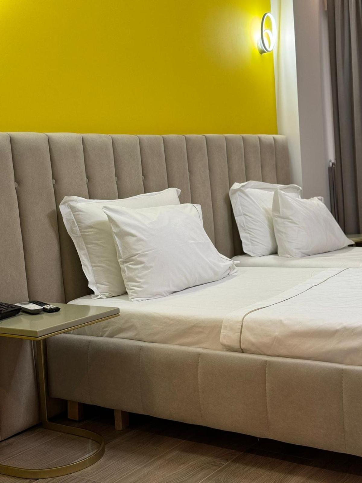 Olia Residence Tirana Buitenkant foto